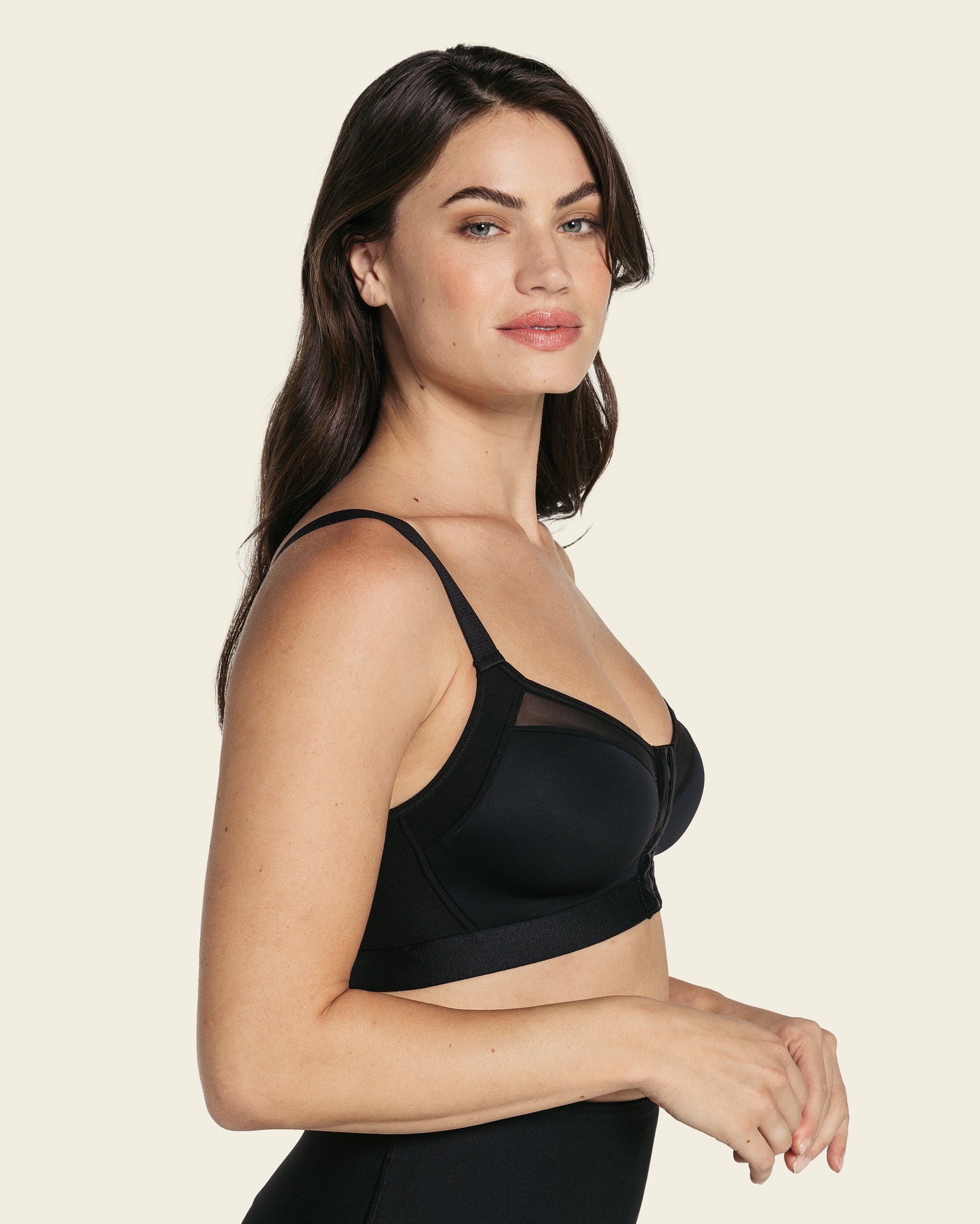 Leonisa® 11936 Lightly Lined Wireless Posture Corrector Bra