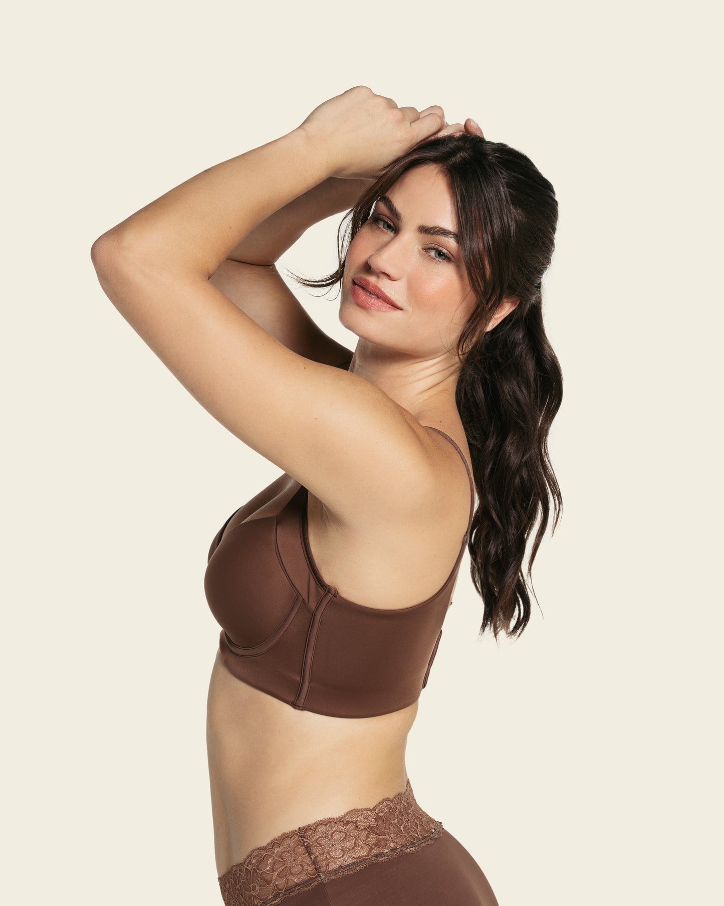 Leonisa® 11970 Back Smoothing Bra with Soft Full Coverage Cups