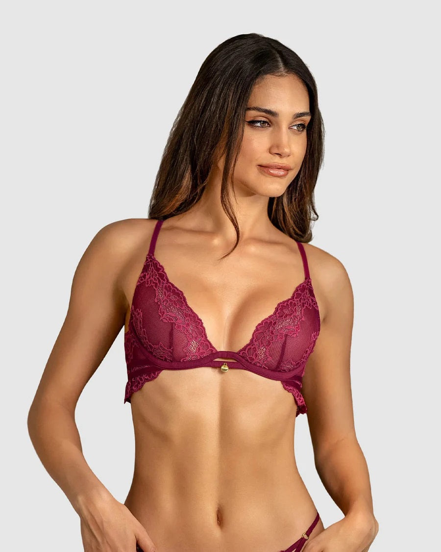 Leonisa® 91147 Plunge Underwire Scalloped Sheer Lace Bra